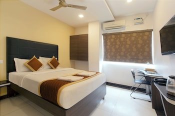 Manjhi Residency
