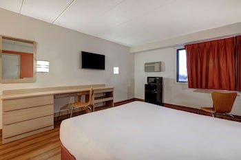 Motel 6 Minneapolis South - Lakeville