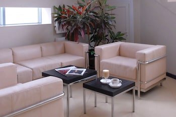 Avanta Hotel Centre
