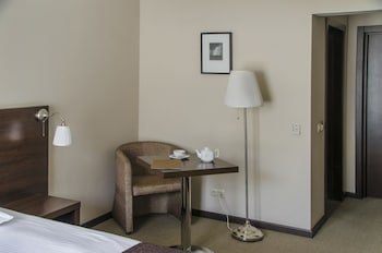 Avanta Hotel Centre