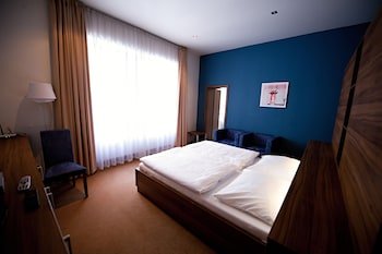 Hotel Pivovar - Hotel Cerný orel (Brewery Hotel Black Eagle)