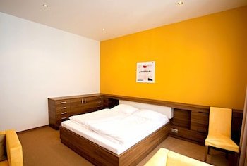 Hotel Pivovar - Hotel Cerný orel (Brewery Hotel Black Eagle)