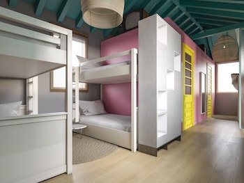 Hostel Lolamento