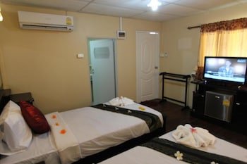 Phi Phi Ba Kao Bay Resort