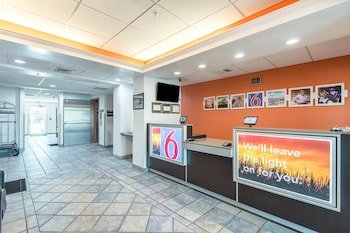 Motel 6 Junction City