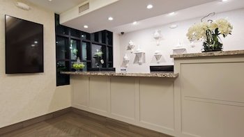 Best Western Woodland Hills Inn