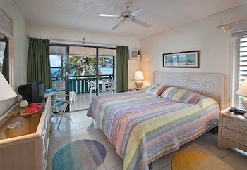 Colony Cove Beach  Resort