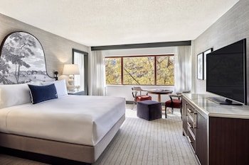 Omni Charlottesville Hotel