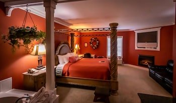 Depot Inn & Suites