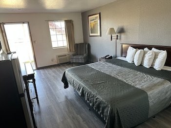 Southern Nights Motel
