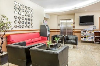 Econo Lodge