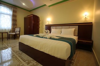 Takhmao Good Health Hotel
