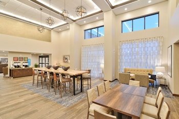 Hampton Inn & Suites Menomonie-UW Stout