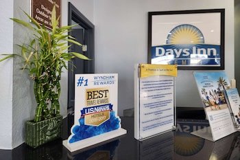 Days Inn by Wyndham Kemah