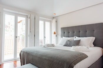 Myo Design House