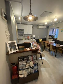 Fully Hong Hostel Insadong