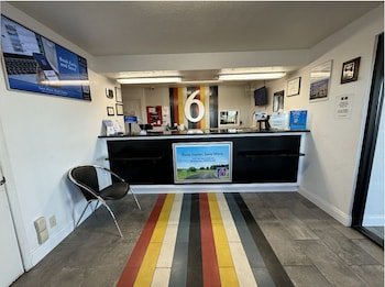 Motel 6 Janesville