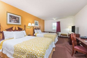 Days Inn by Wyndham Amherst
