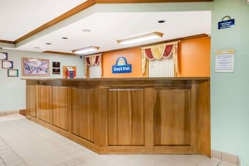 Days Inn by Wyndham Amherst