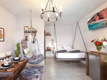 Secret Gem Suites