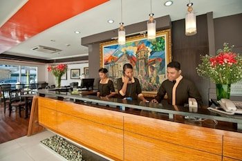 M Citi Suites