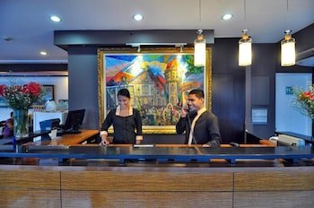 M Citi Suites