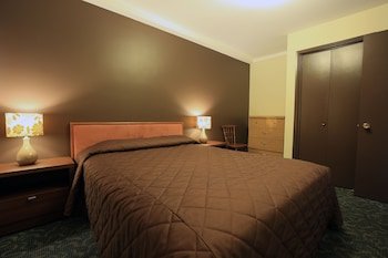 The Bowmont Motel