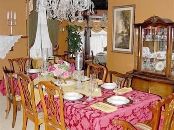 Schuster Mansion