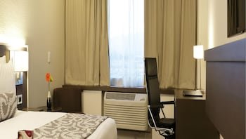 Crowne Plaza Panama Airport