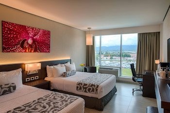 Crowne Plaza Panama Airport