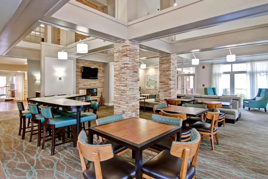 Poplar Inn and Suites