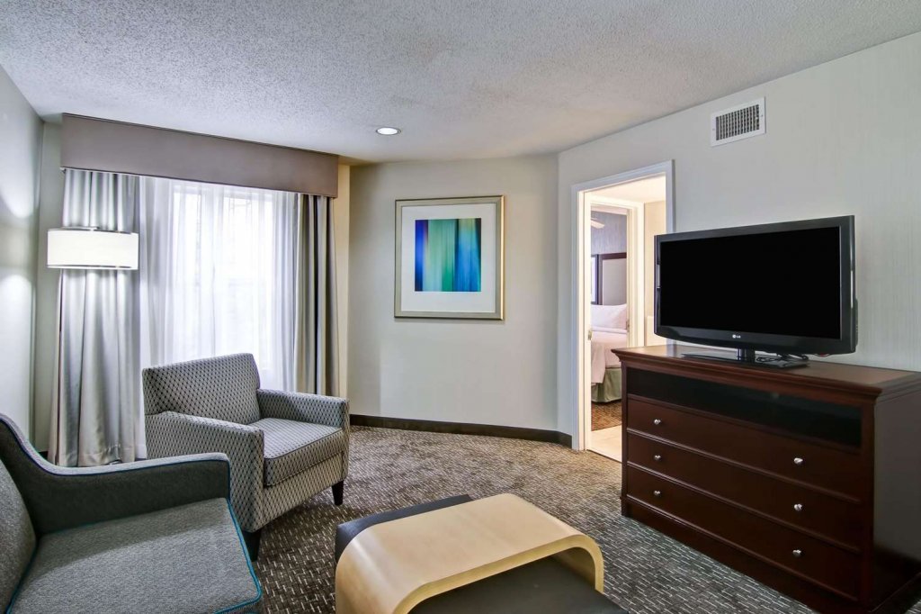 Poplar Inn and Suites