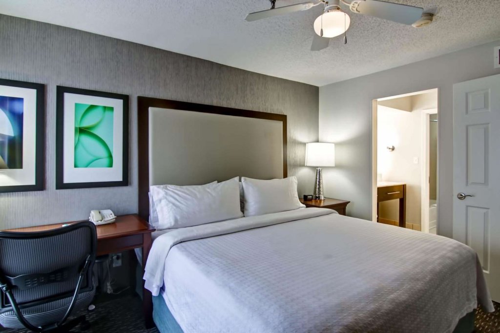 Poplar Inn and Suites