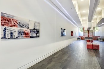 Quattro on Astor Apartments