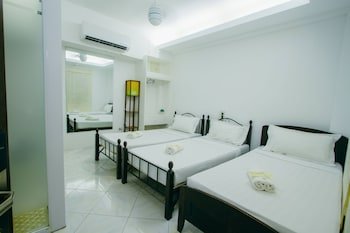 JJ Midcity Inn