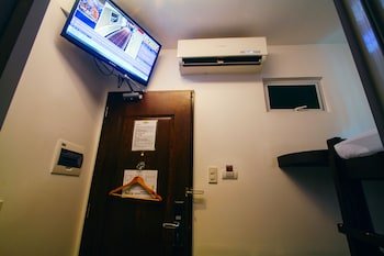 JJ Midcity Inn