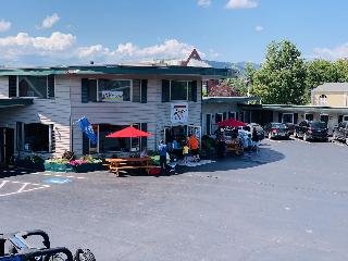 Lancaster Motor Inn