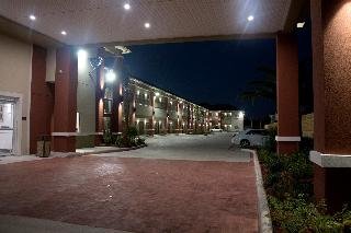 Grand Villa Inn & Suites