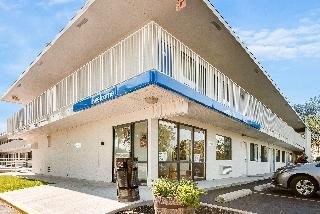 Motel 6 Kansas City Southwest - Lenexa