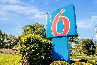 Motel 6 Kansas City Southwest - Lenexa