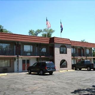 High Chaparral Inn