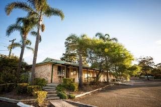 Lakeview Hotel Motel