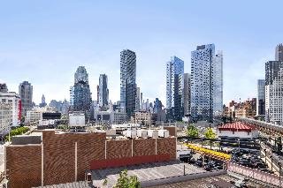 Days Inn by Wyndham Long Island City