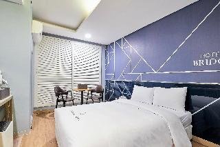 Hotel Bridge