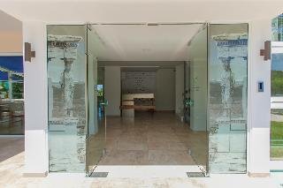 12 Olympian Gods Hotel
