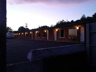 Blue Coast Inn and Suites