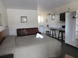 Waterview Motel