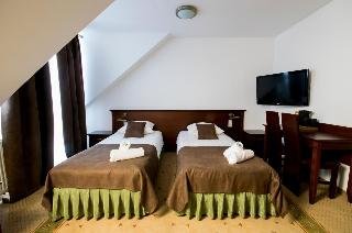 Hotel Magnat Airport