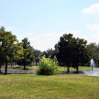 Columbia Lakes Hotel