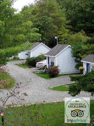 Isleview Motel & Cottages